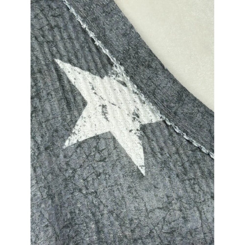 Altar'd State Gray and White Star V-neck Ruffle Bottom Top Size M - Picture 4 of 6